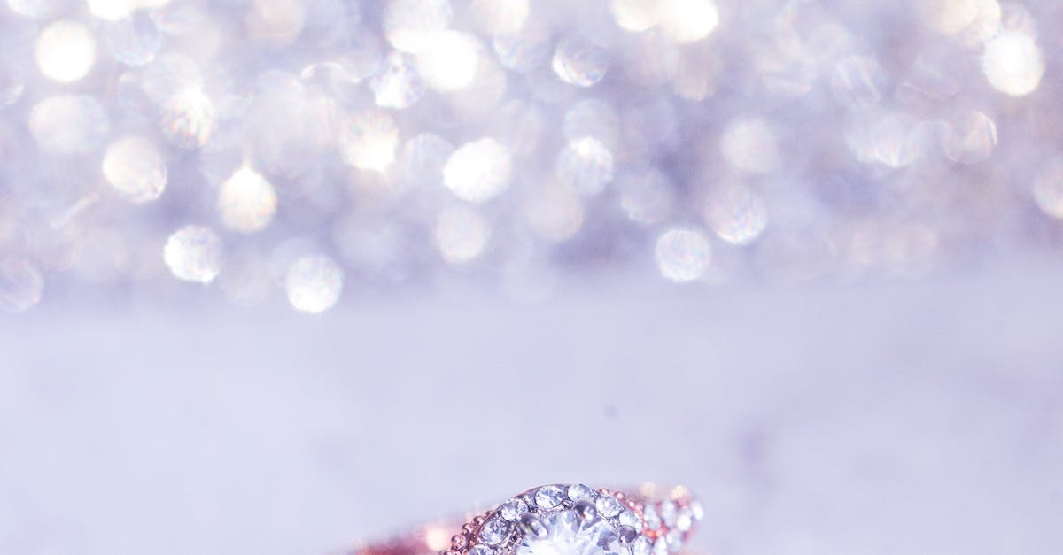 Choosing the Perfect Solitaire Princess Cut Engagement Ring